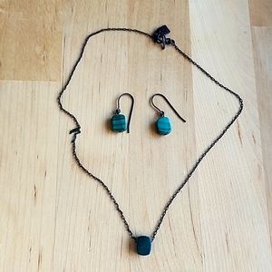 Stone earring and necklace